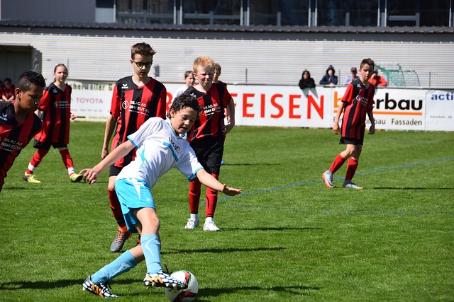 年轻并不是 年轻并不是